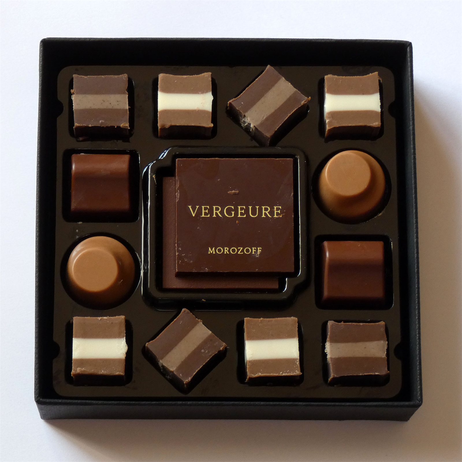 Chocolate confectionery — Morozoff is a long-established Kobe confectionery maker