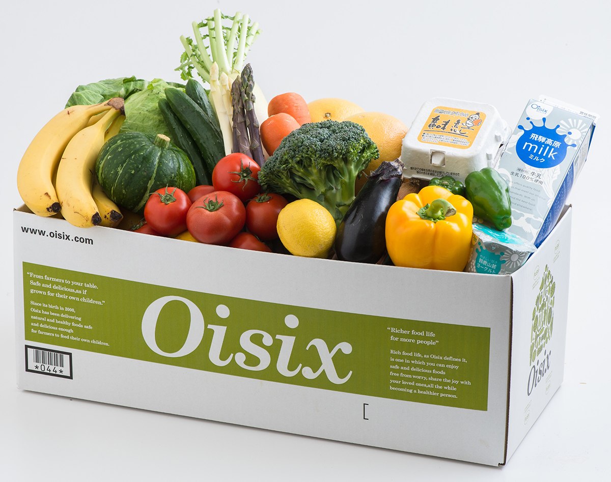 Boxes of fresh organic vegetables and meal-kit groceries — Oisix ra daichi food subscription