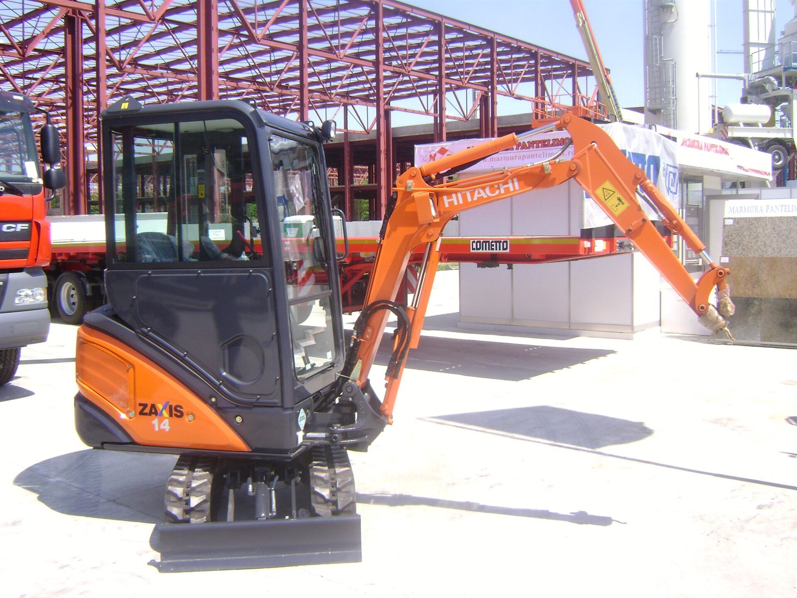 Hitachi ZAXIS hydraulic excavator