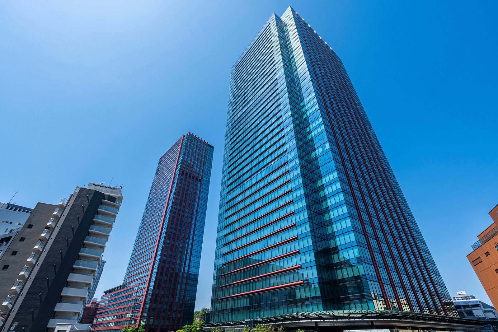 Sumitomo Realty & Development office towers